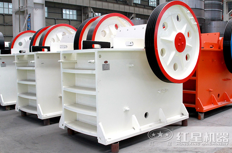 顎式破碎機設(shè)備 顎式破碎機設(shè)備